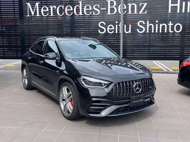 MERCEDES-BENZ GLA-CLASS