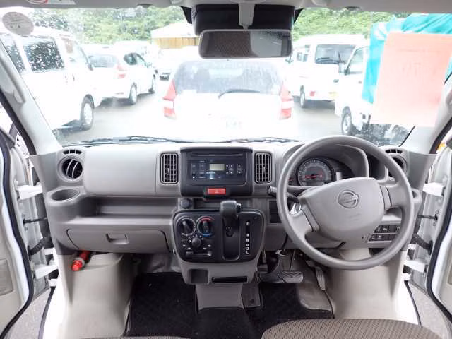NISSAN NV100 CLIPPER