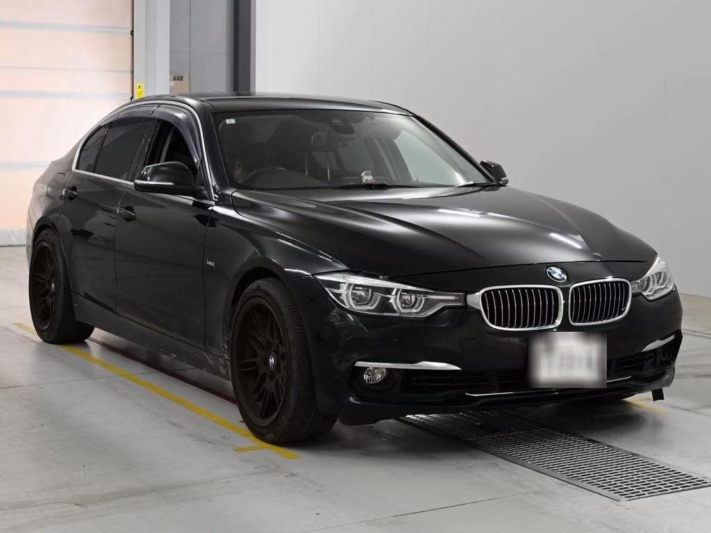 BMW 3-SERIES