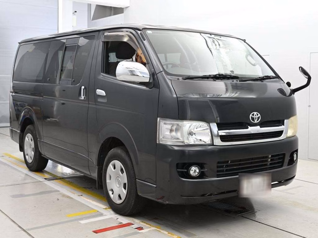 TOYOTA REGIUS ACE