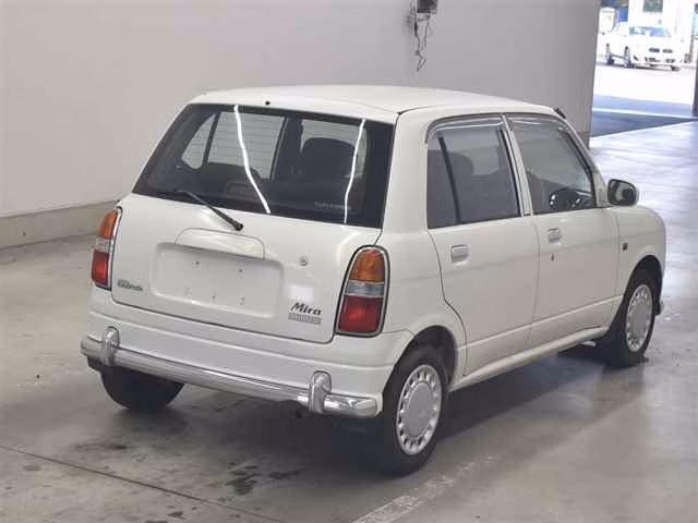 DAIHATSU MIRA GINO