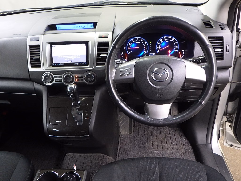 MAZDA MPV