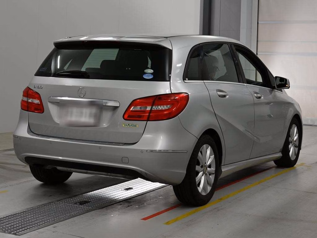 MERCEDES-BENZ B-CLASS