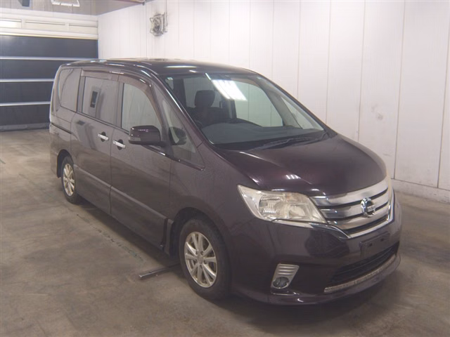 NISSAN SERENA