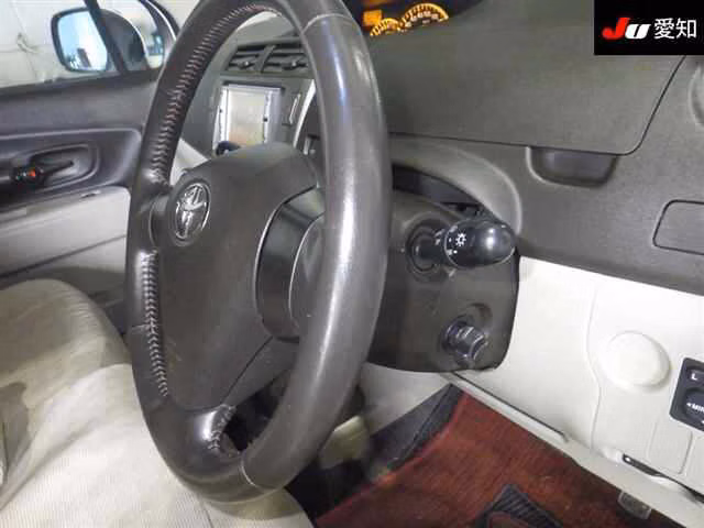 TOYOTA PASSO SETTE