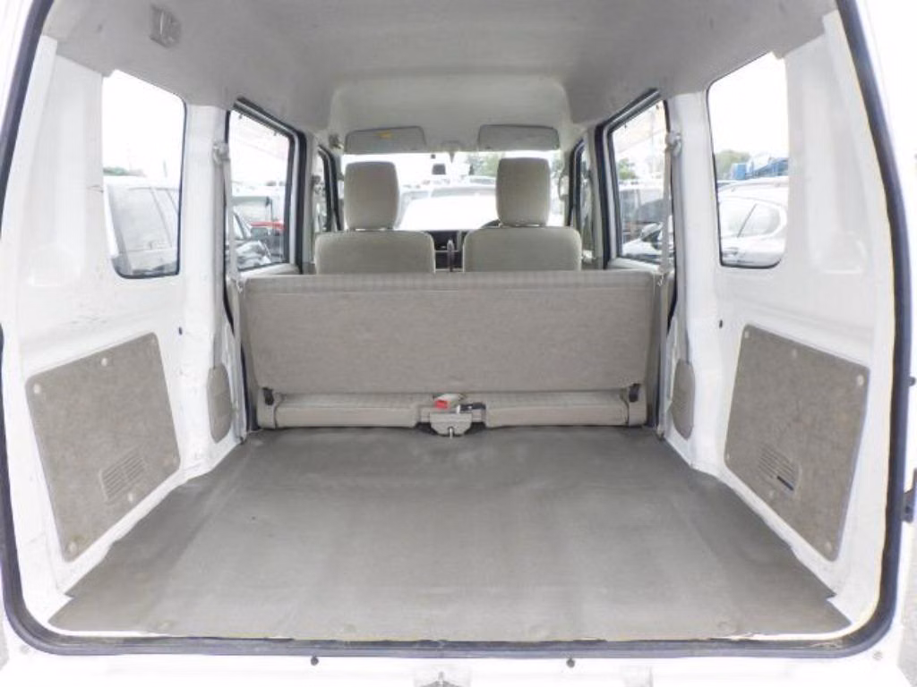 MITSUBISHI MINICAB