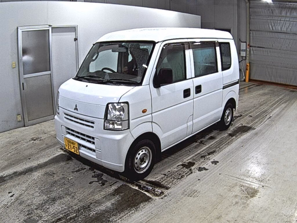 MITSUBISHI MINICAB
