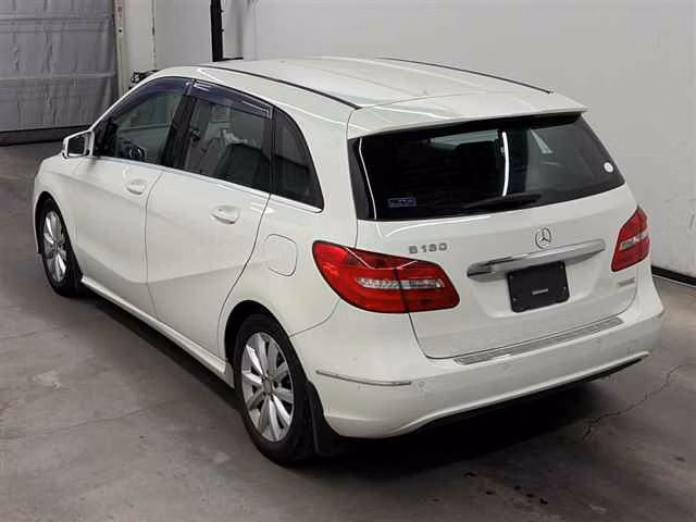 MERCEDES-BENZ B-CLASS