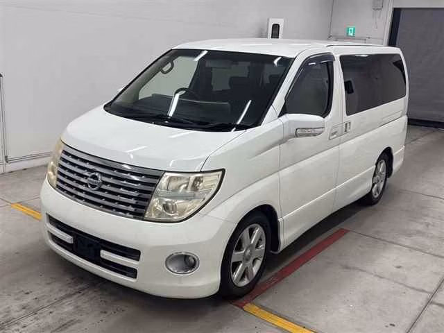 NISSAN ELGRAND
