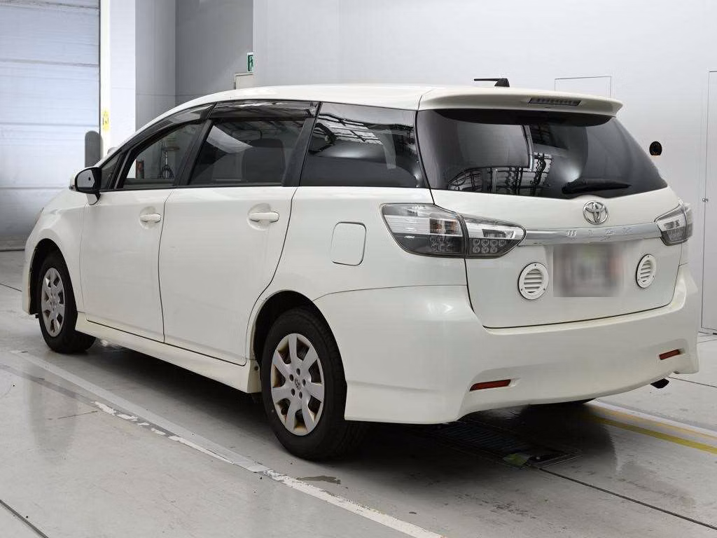 TOYOTA WISH