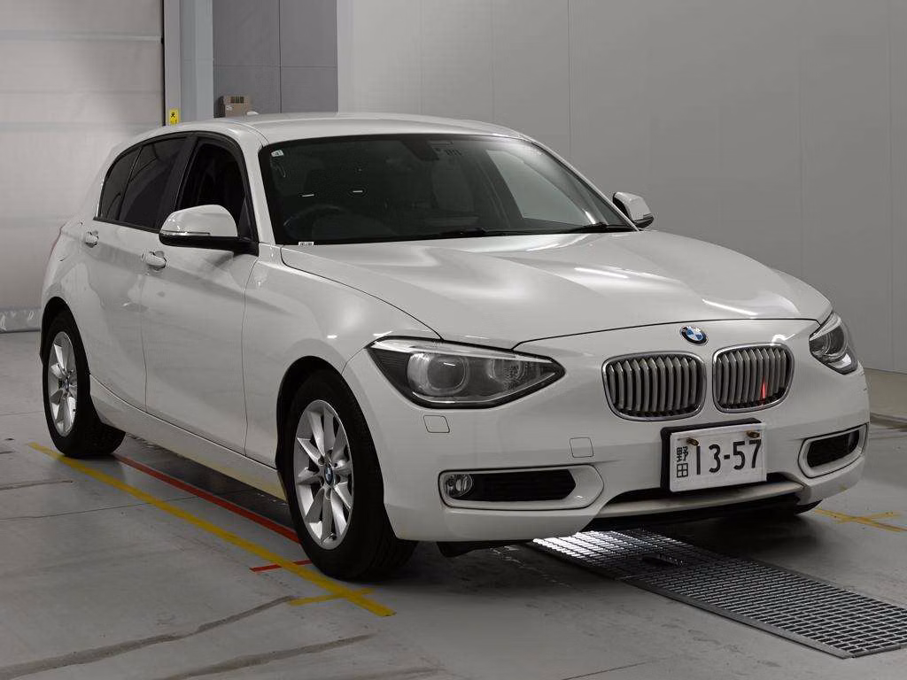 BMW 1-SERIES