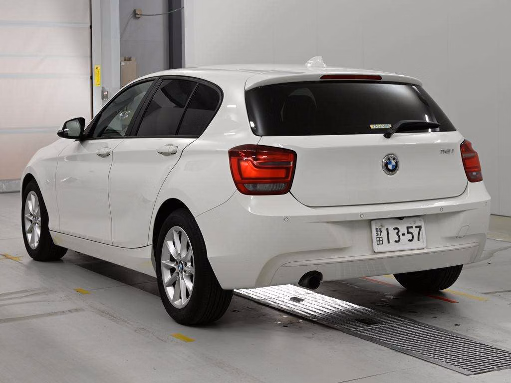 BMW 1-SERIES