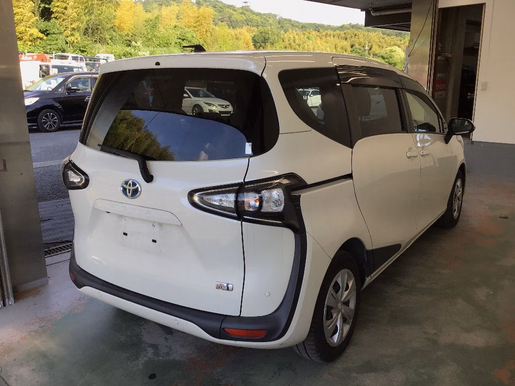 TOYOTA SIENTA