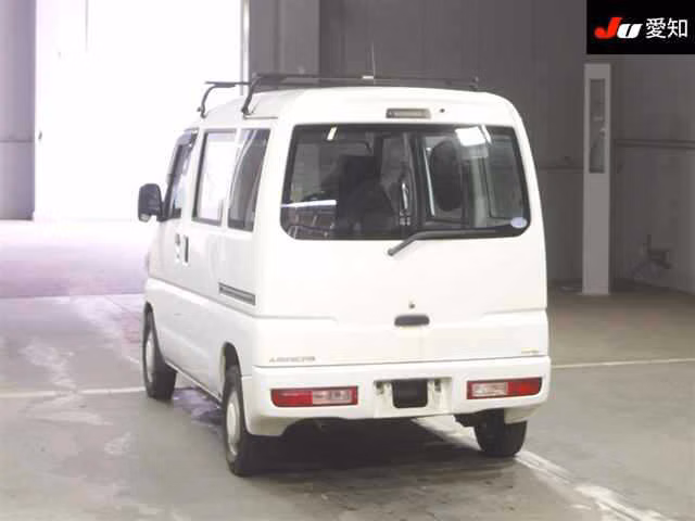 MITSUBISHI MINICAB