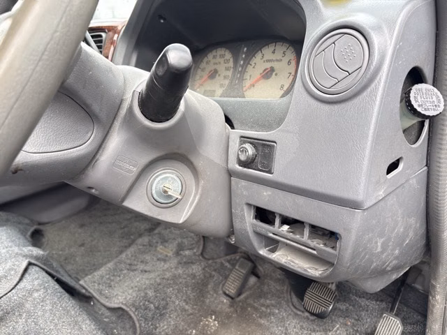 NISSAN CARAVAN