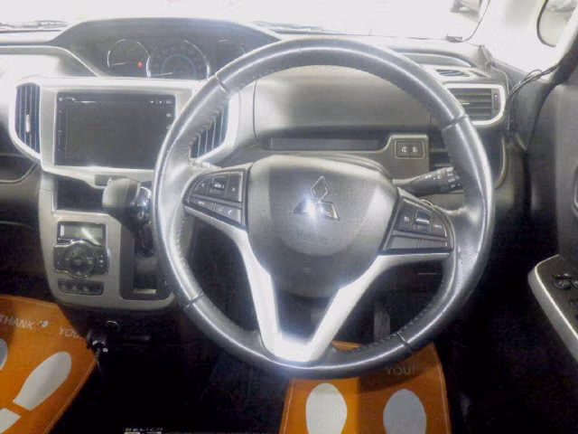 MITSUBISHI DELICA D:2