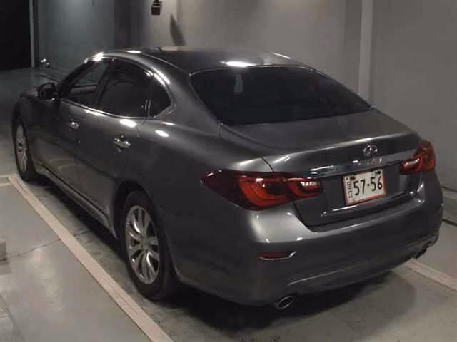 NISSAN FUGA