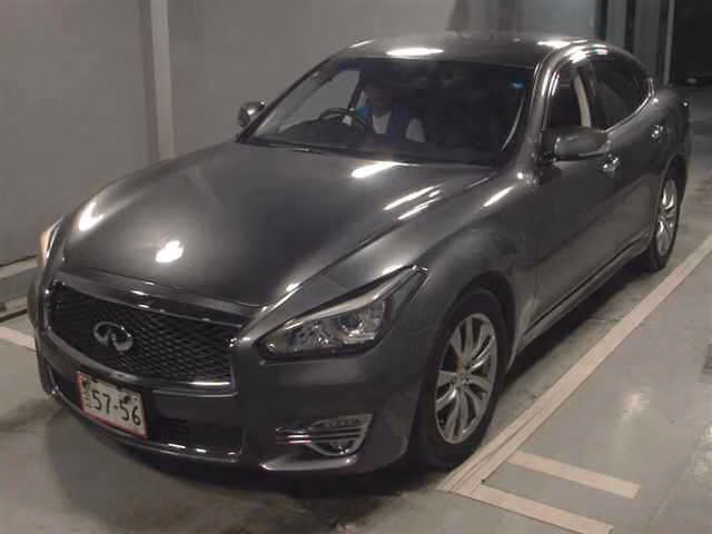 NISSAN FUGA