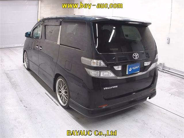 TOYOTA VELLFIRE