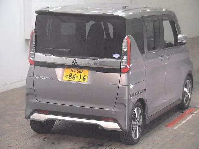 MITSUBISHI EK SPACE