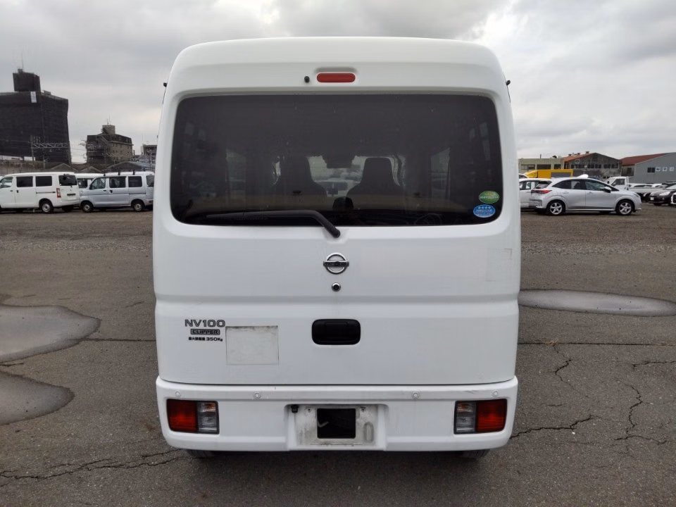 NISSAN NV100 CLIPPER