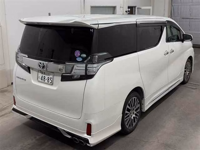 TOYOTA VELLFIRE
