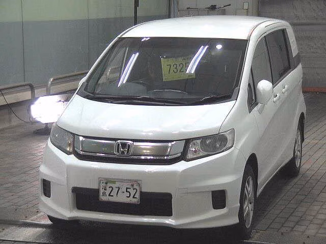 HONDA FREED SPIKE