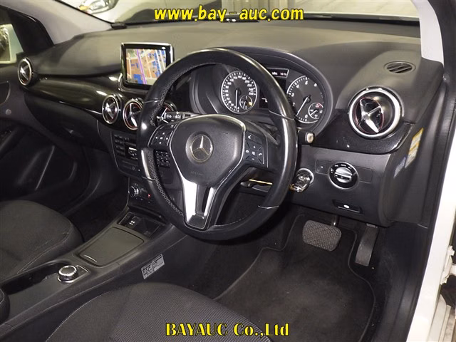 MERCEDES-BENZ B-CLASS