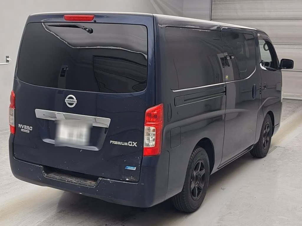 NISSAN NV350 CARAVAN