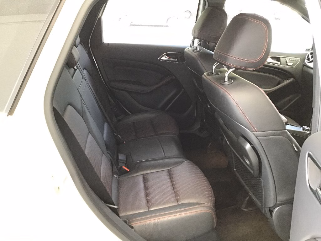 MERCEDES-BENZ B-CLASS