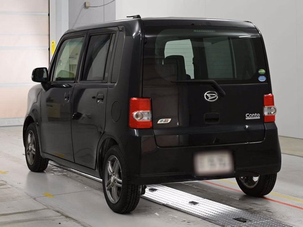 DAIHATSU MOVE CONTE