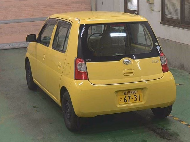 DAIHATSU ESSE