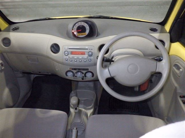DAIHATSU ESSE