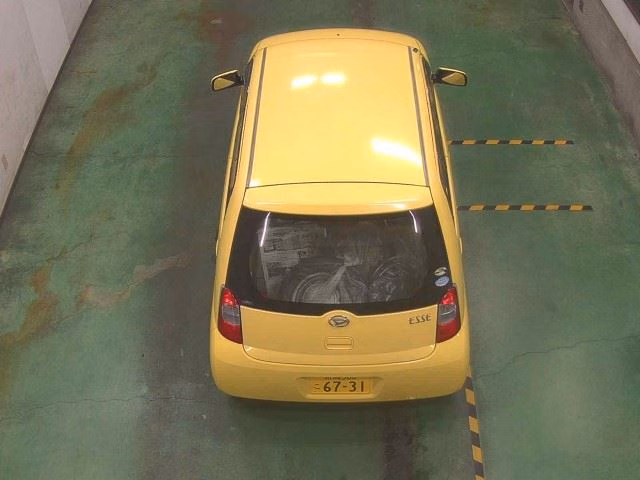 DAIHATSU ESSE