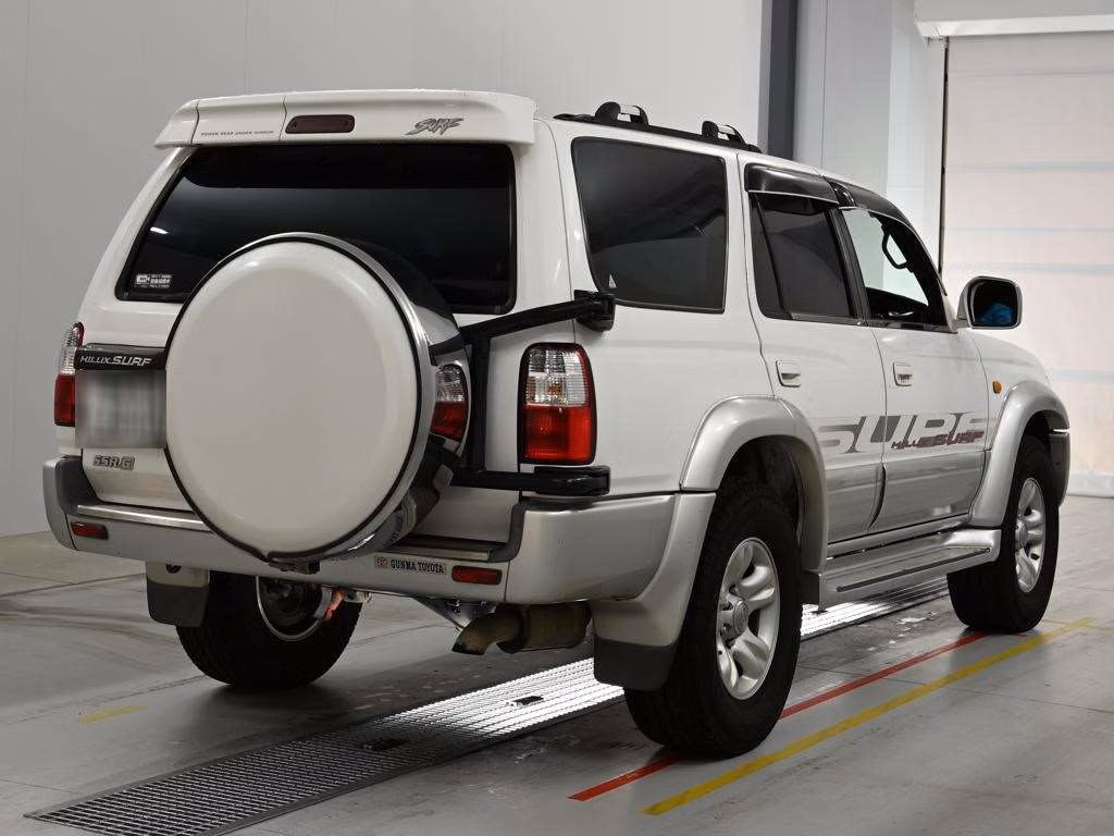 TOYOTA HILUX SURF