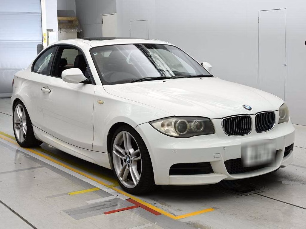 BMW 1-SERIES