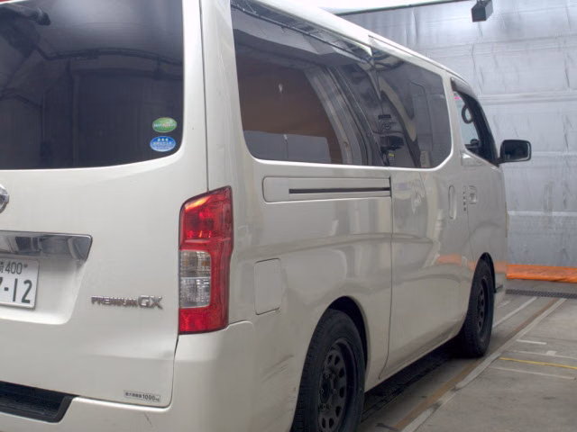 NISSAN NV350 CARAVAN