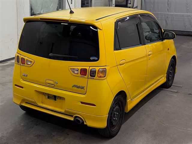 DAIHATSU MAX