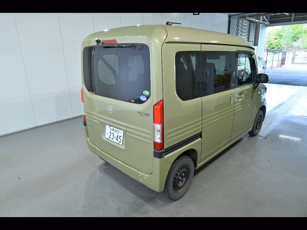 HONDA N-VAN