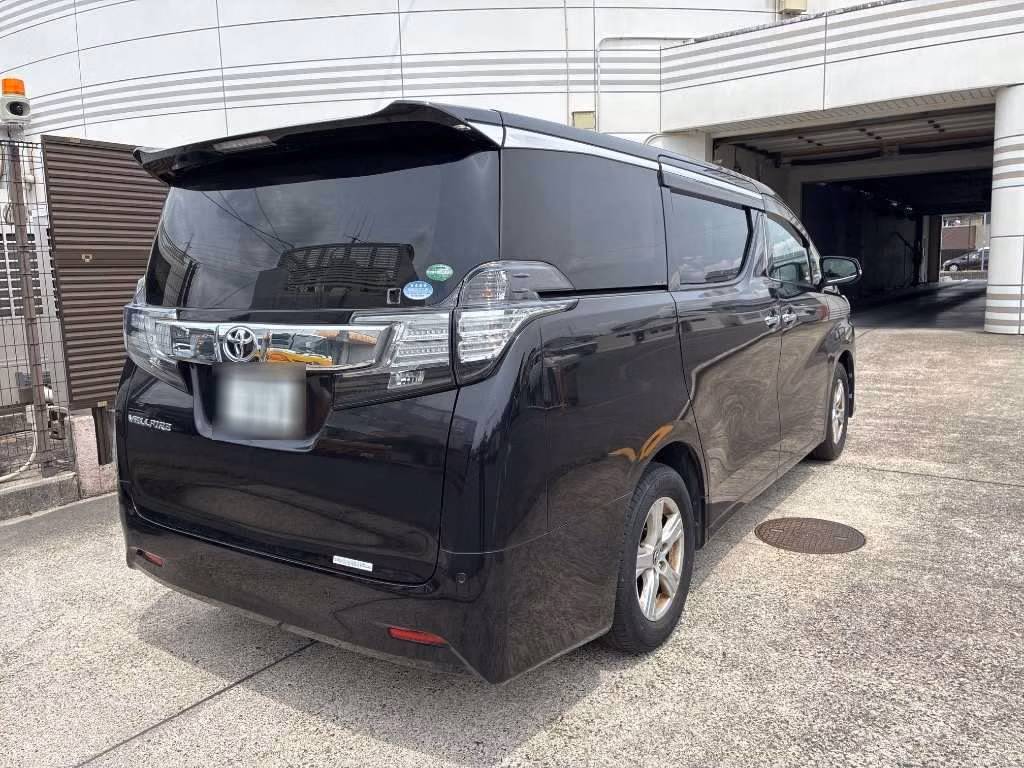 TOYOTA VELLFIRE