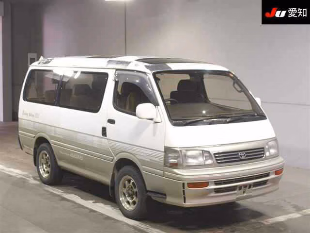 TOYOTA HIACE