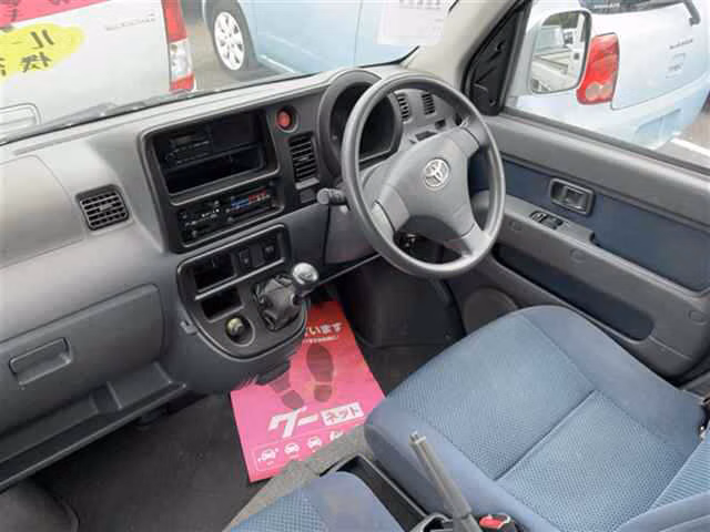 TOYOTA PIXIS VAN