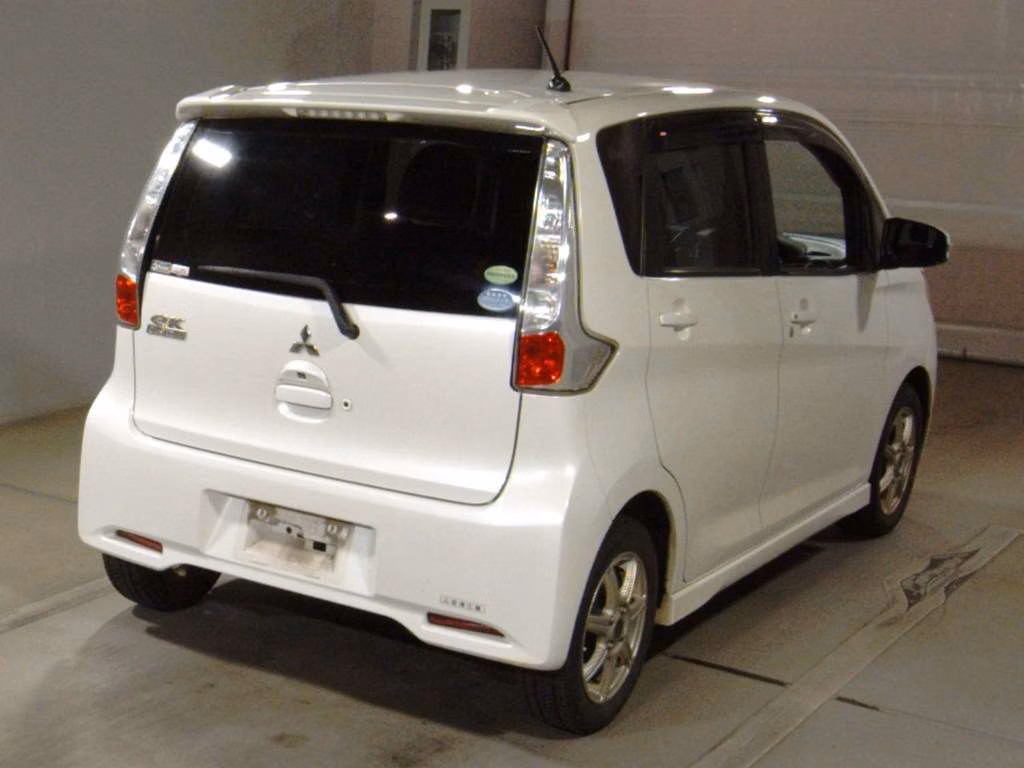 MITSUBISHI EK CUSTOM