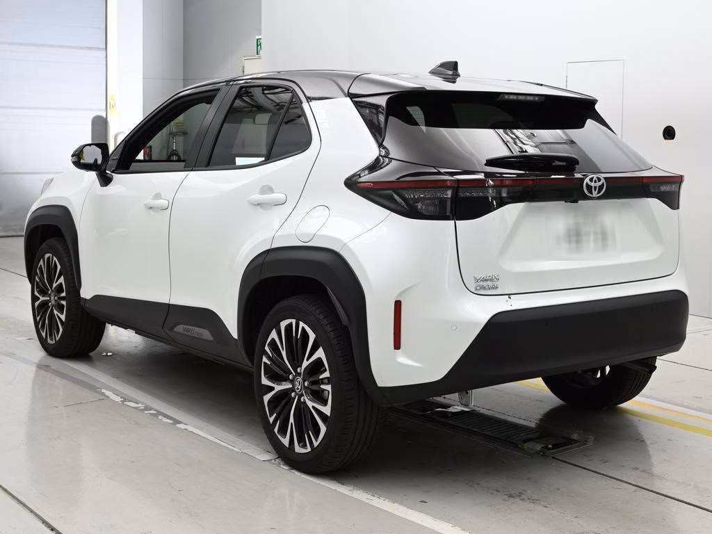 TOYOTA YARIS CROSS