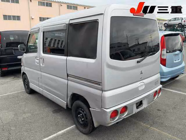MITSUBISHI TOWN BOX