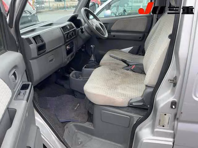 MITSUBISHI TOWN BOX