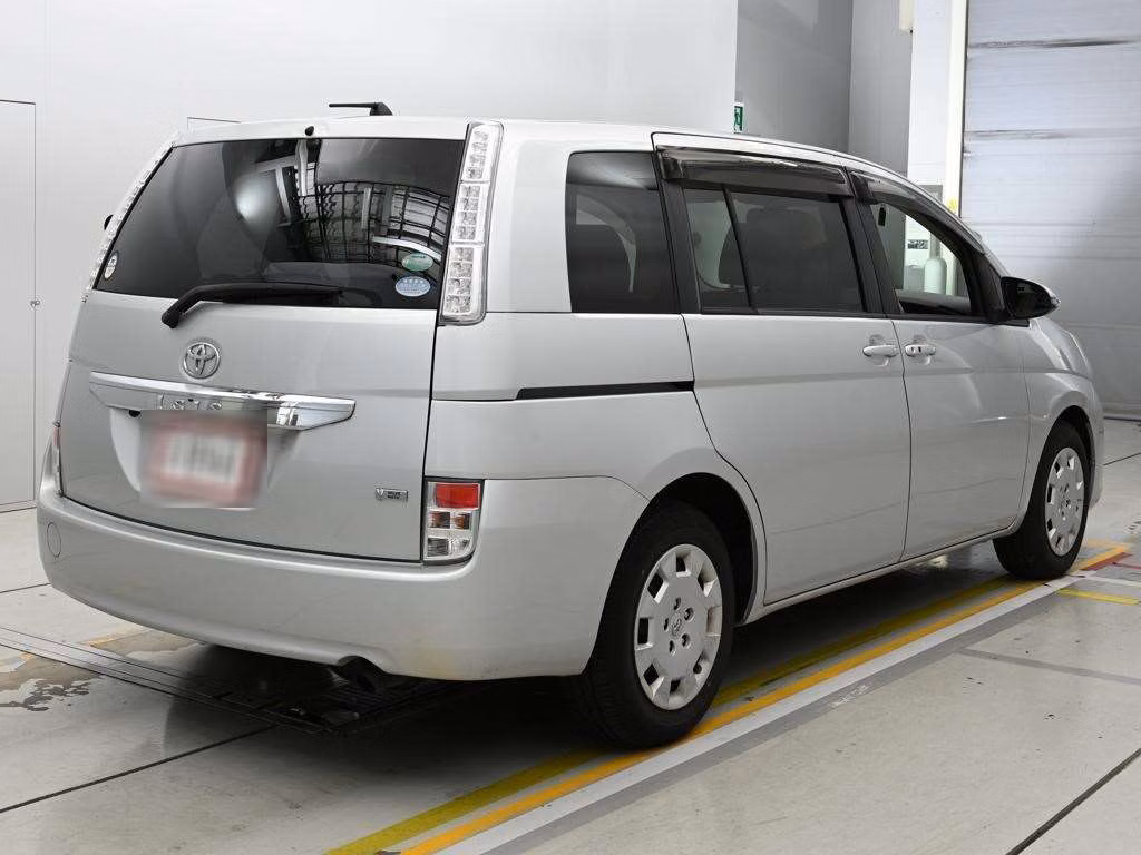 TOYOTA ISIS