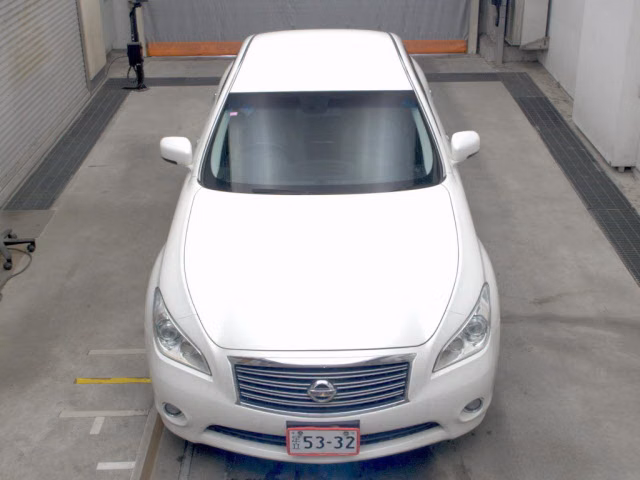 NISSAN FUGA