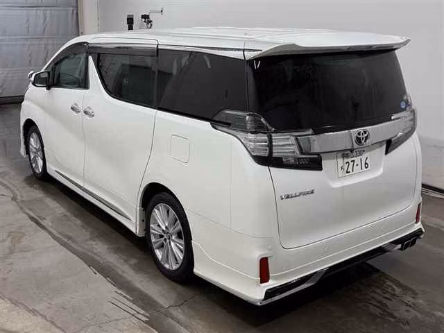 TOYOTA VELLFIRE