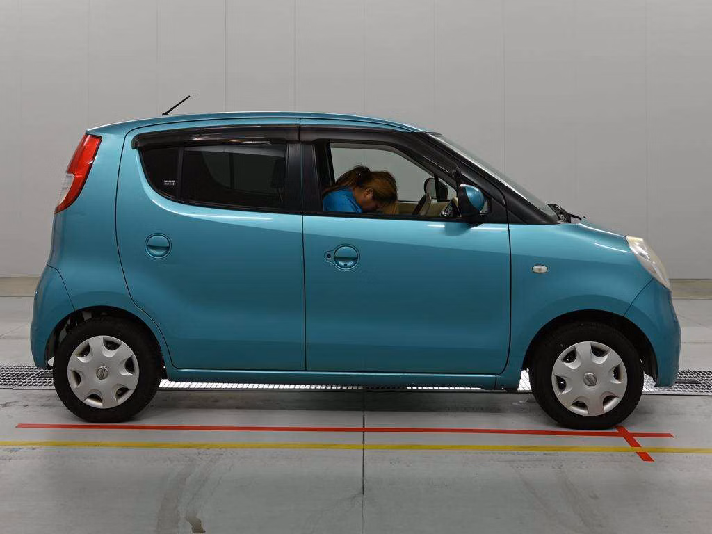 NISSAN MOCO